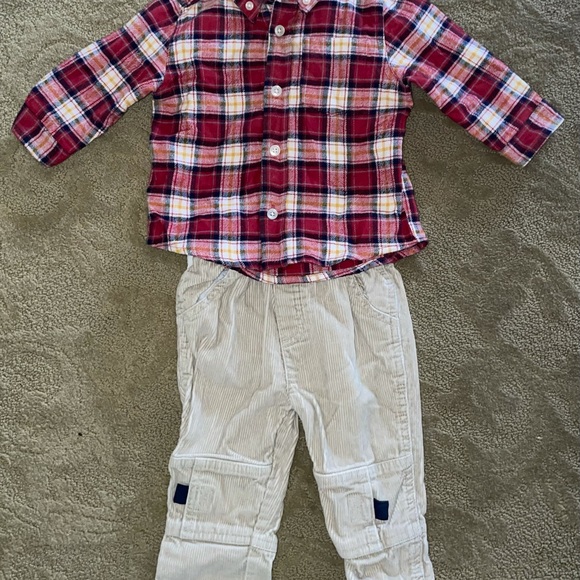 12 pieces outfits GAP 12 months - Picture 2 of 9